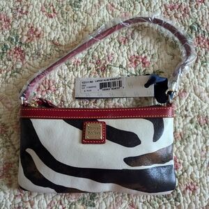 Dooney & Bourke large wristlet